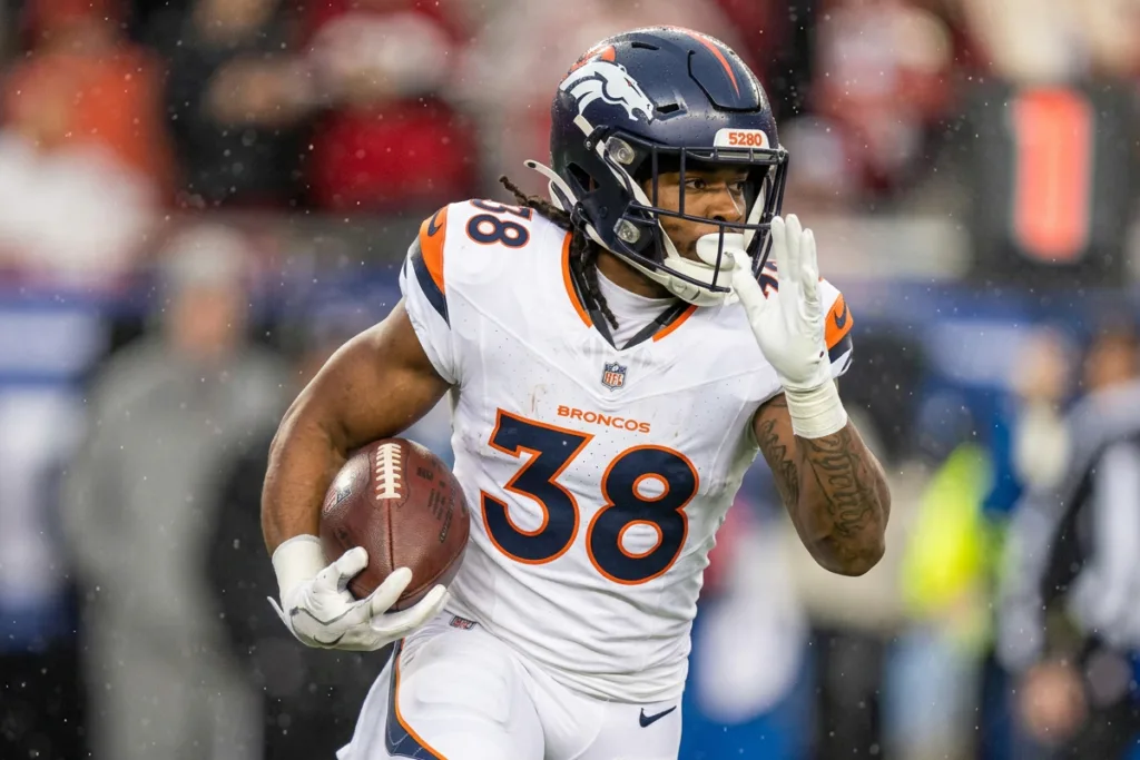 Broncos Running Back, jaleel mclaughlin