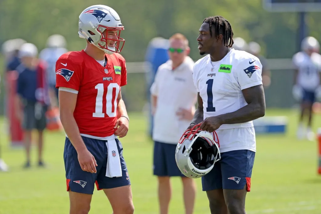 AJ Brown, Drake Maye, Patriots