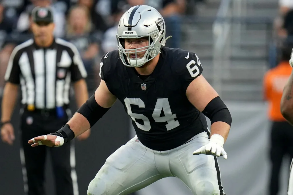 2026 NFL Offseason, Tyler Linderbaum, Raiders