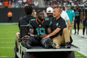 tyreek hill, dolphins, injury