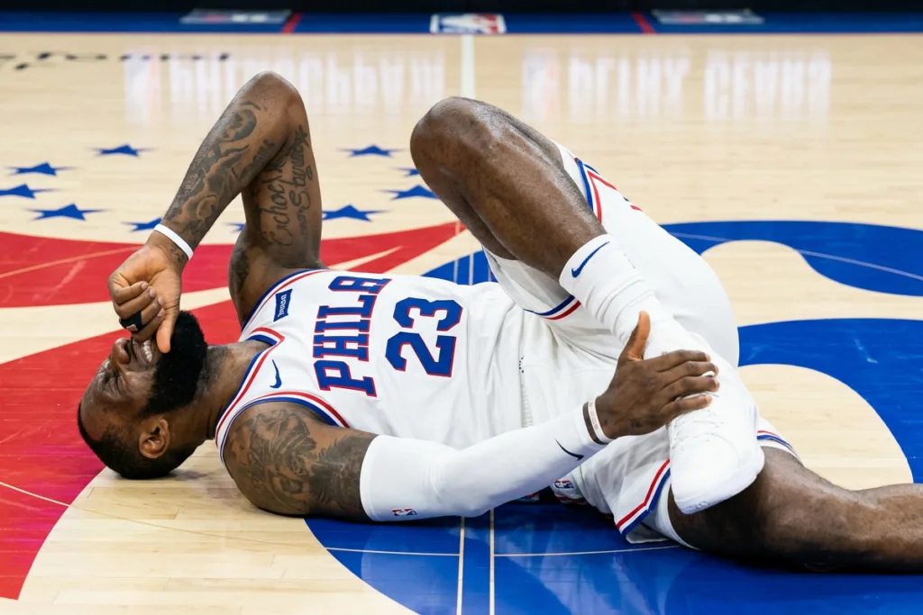 Philadelphia 76ers, LeBron James hurt