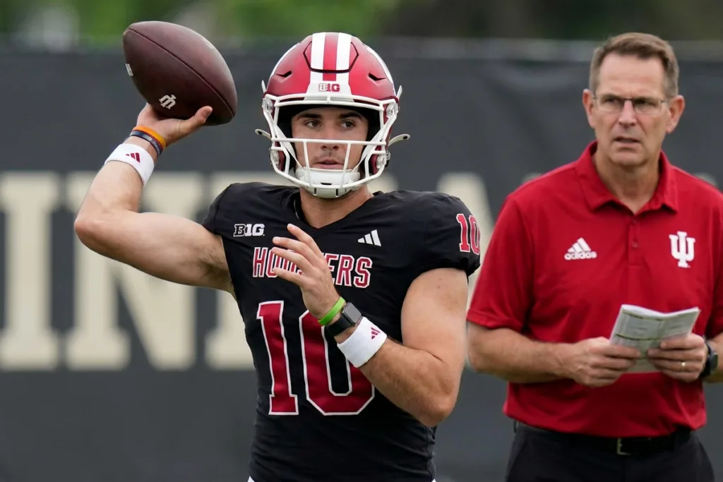 college football, ap top 25, hoosiers, indiana, josh hoover, curt cignetti