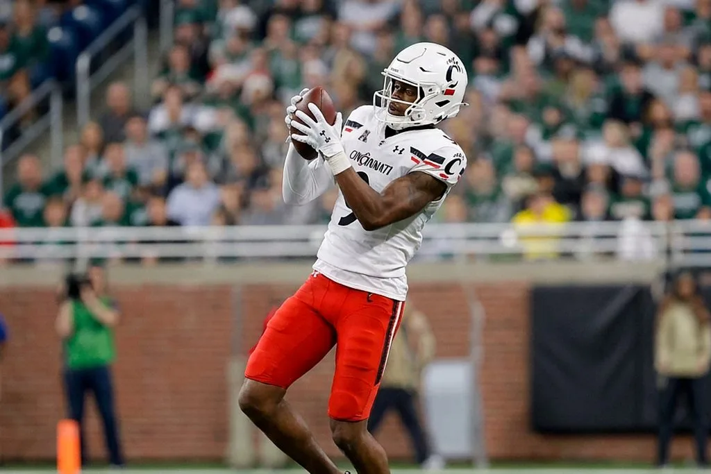 nfl transfer players, jeff caldwell, cincinnati, kansas city chiefs