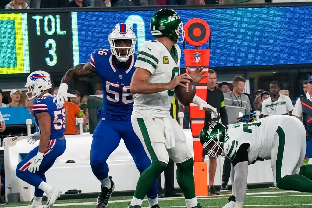 Jaxson Dart's Injury, New York Giants, Jets, Aaron Rodgers