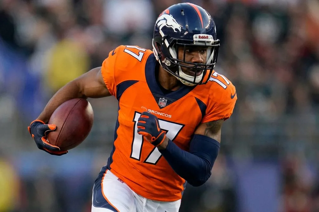Jaylen Waddle, Broncos, Against the spread, aaron burriesci