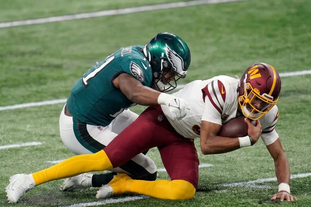 Jihaad Campbell, Jayden Daniels, Philadelphia Eagles vs Commanders