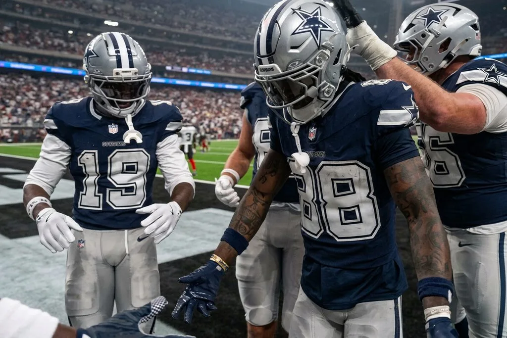 ceedee lamb, cowboys, texans, against the spread, aaron burriesci