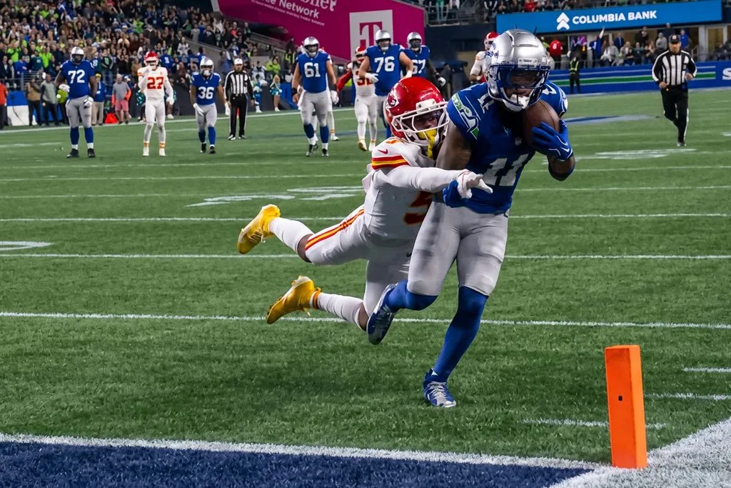 Seahawks, Aaron Burriesci, against the spread